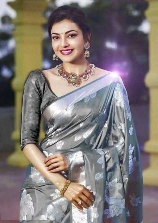 Gorgeous Jacquard Weaving Banarasi Silk Blend Sarees